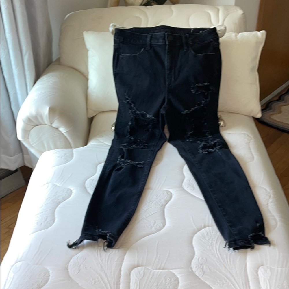 American Eagle Outfitters Black Distressed Skinny Jeans